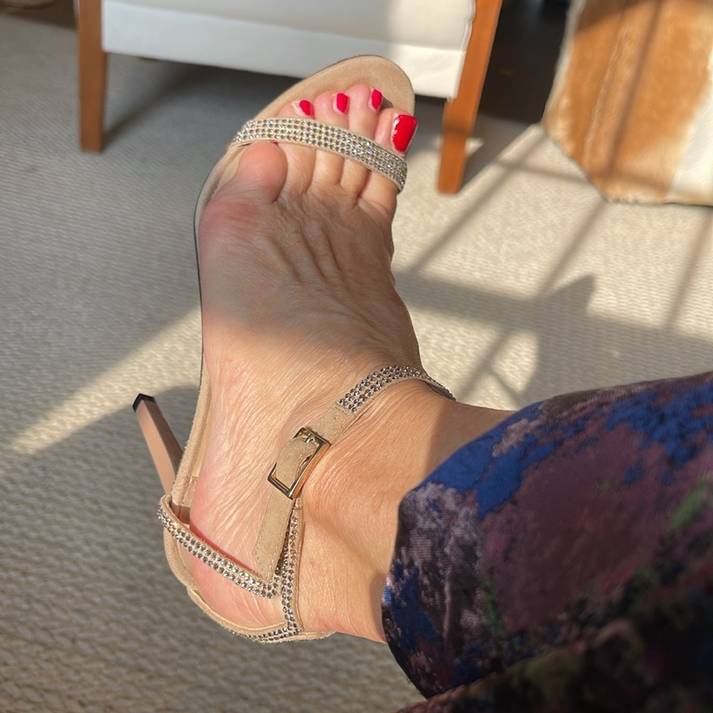 Jimmy Choo like * new strap heels with gold tone rhinestone nude patent leather